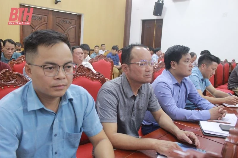 Cử tri huyện Mường Lát kiến nghị đẩy nhanh tiến độ các dự án tái định cư