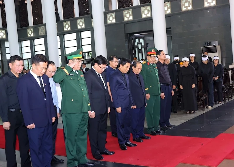 Cử hành trọng thể Lễ Quốc tang nguyên Chủ tịch nước Trần Đức Lương