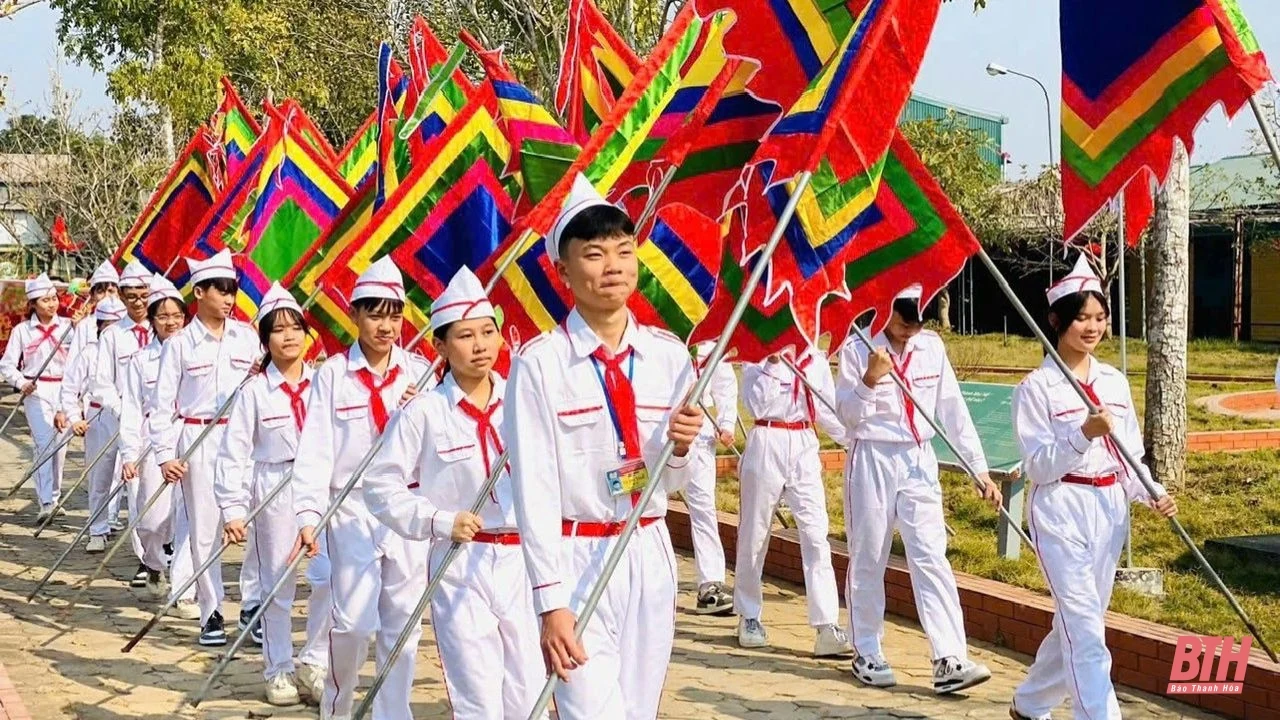 Tổ chức cuộc thi Rung chuông vàng năm thứ 3 với chủ đề: “Thành Nhà Hồ - 10 năm kinh đô, 2 vương triều, 1 điểm đến”