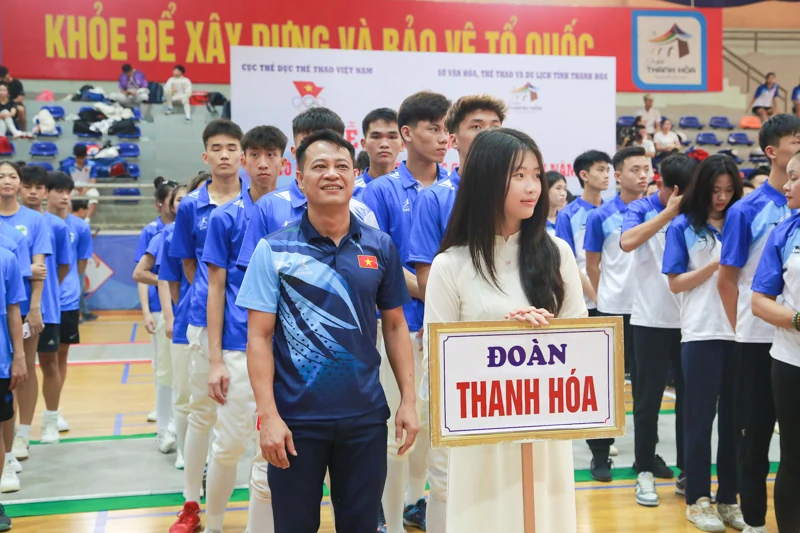 Khai mạc Giải vô địch trẻ Đấu kiếm quốc gia