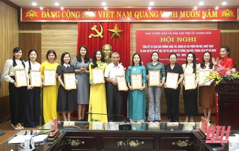 Trao giải thưởng sáng tác, quảng bá về chủ đề “Học tập và làm theo tư tưởng, đạo đức, phong cách Hồ Chí Minh”