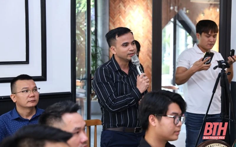 ChatGPT & AI - Trợ lý triệu đô cho doanh nghiệp thời số hóa