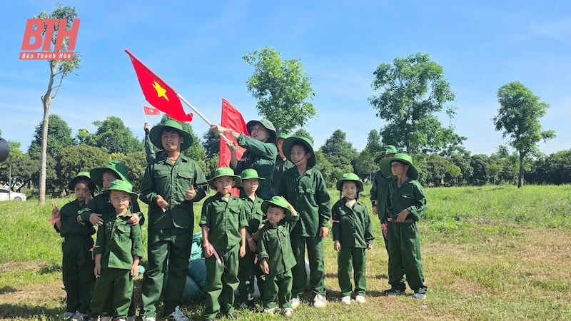 Chương trình “Vui Tết Thiếu nhi - Trải nghiệm làm chiến sĩ”