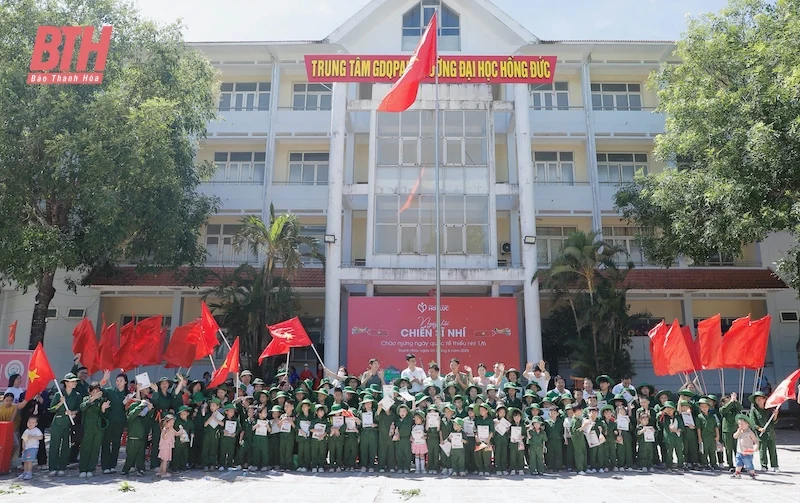 Chương trình “Vui Tết Thiếu nhi - Trải nghiệm làm chiến sĩ”