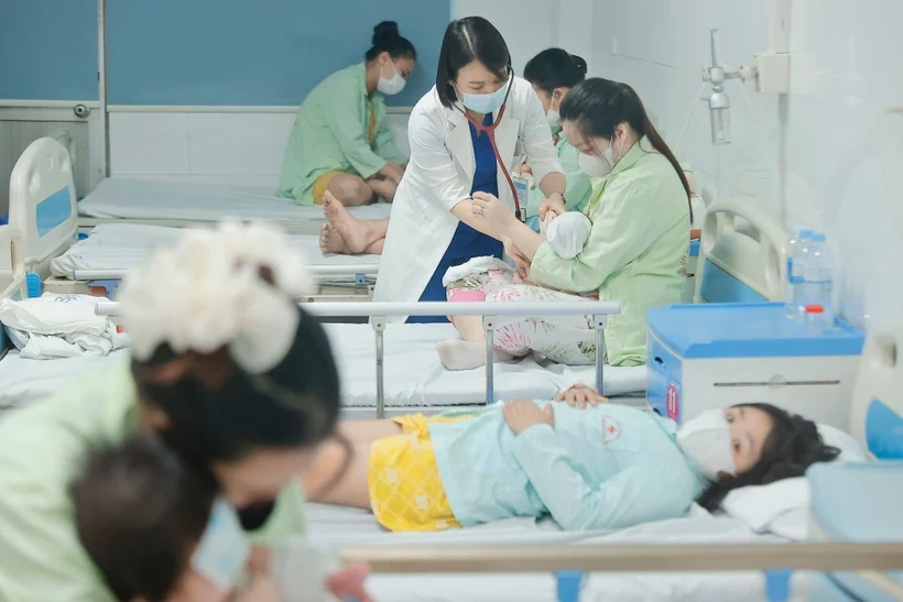 Bộ Y tế: WHO chưa có cảnh báo mới với COVID-19 trên toàn cầu