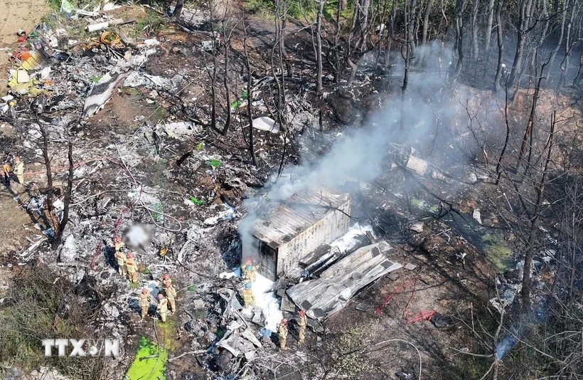 Đã tìm thấy ba thi thể trong vụ rơi máy bay của Hải quân Hàn Quốc