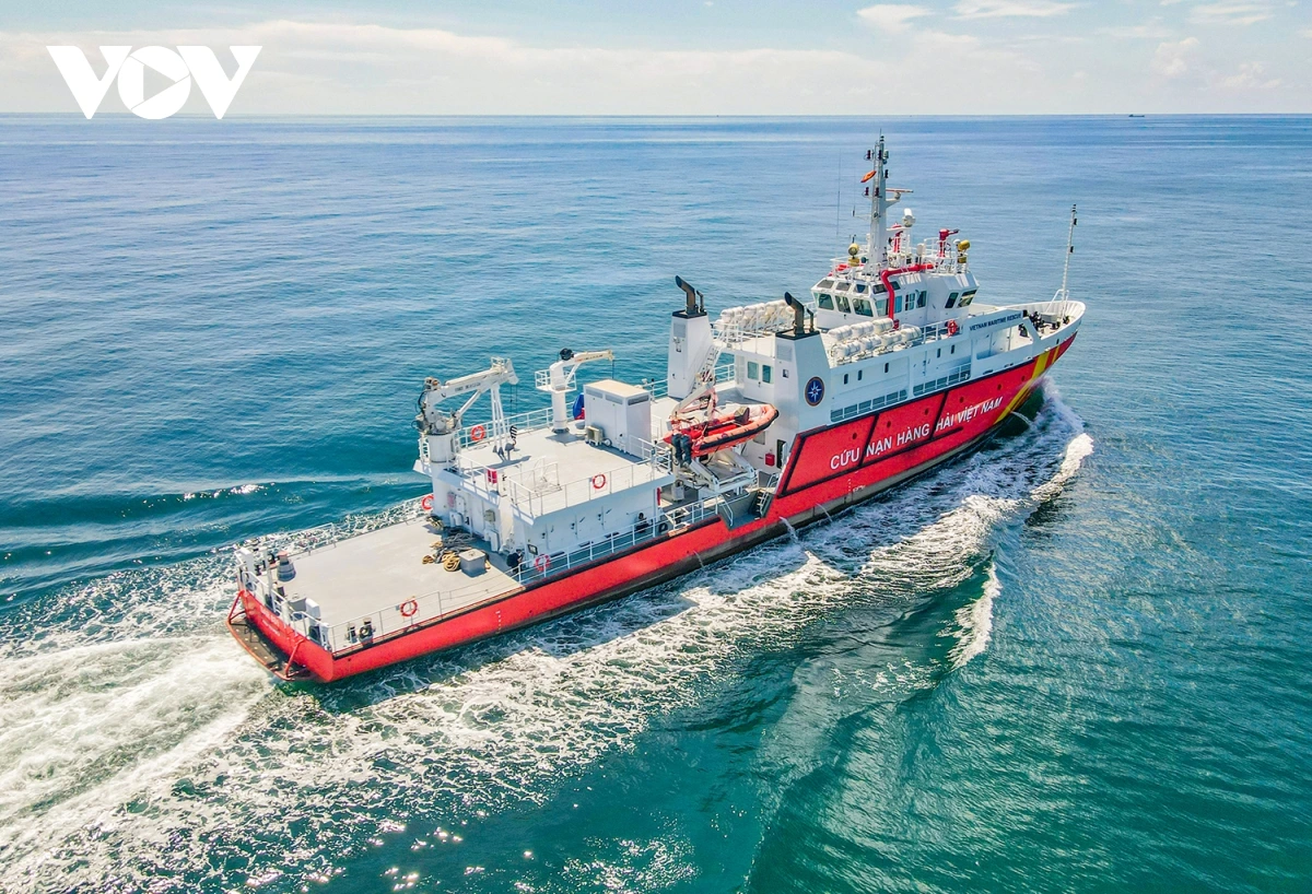 Sức khỏe toàn bộ các thuyền viên tàu chở than bị chìm trên biển Hà Tĩnh ổn định