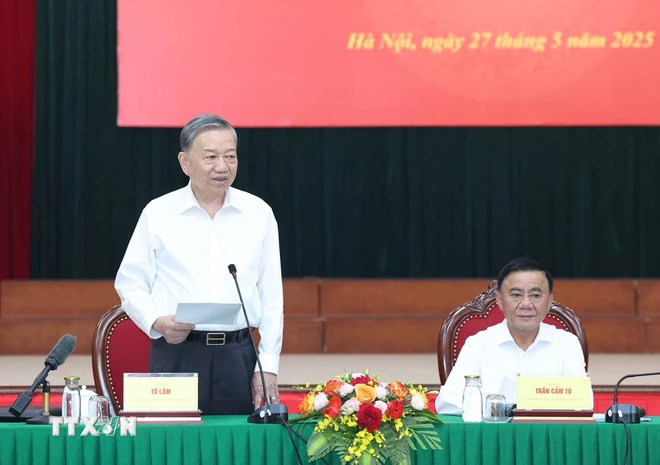 Tổng Bí thư: Khẩn trương chuẩn bị đại hội đảng bộ các cấp tiến tới Đại hội XIV của Đảng