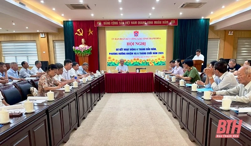 Tiếp tục đổi mới các phong trào thi đua yêu nước, các cuộc vận động với phương thức, cách làm mới thiết thực, hiệu quả