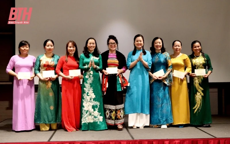 Sơ kết phong trào Phụ nữ khởi nghiệp và giới thiệu, trưng bày sản phẩm, mô hình phát triển kinh tế