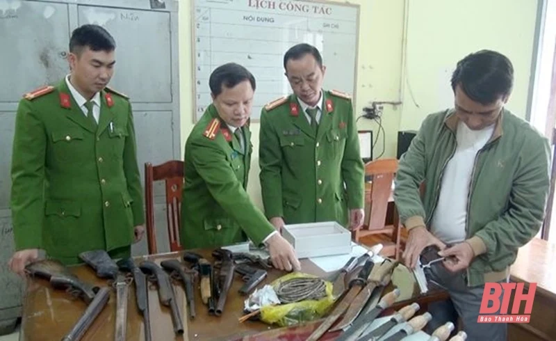Thu hồi gần 700 khẩu súng và hàng nghìn vật liệu nổ, vũ khí thô sơ