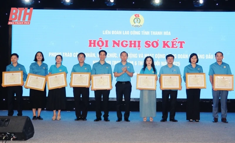 Quan tâm chăm lo, bảo vệ quyền lợi chính đáng cho đoàn viên, người lao động