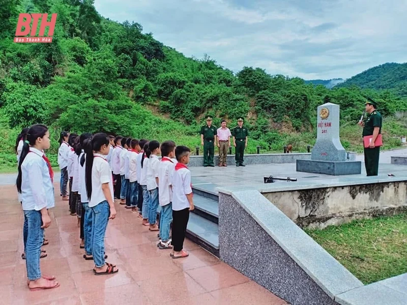 Nhân lên tình yêu biên cương Tổ quốc