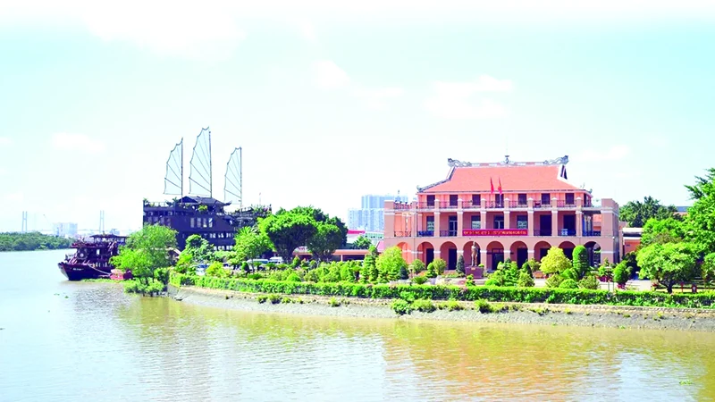 Kỷ niệm 114 năm Ngày Bác Hồ ra đi tìm đường cứu nước (5/6/1911 - 5/6/2025): Người như “Tiếng sấm mùa Xuân”