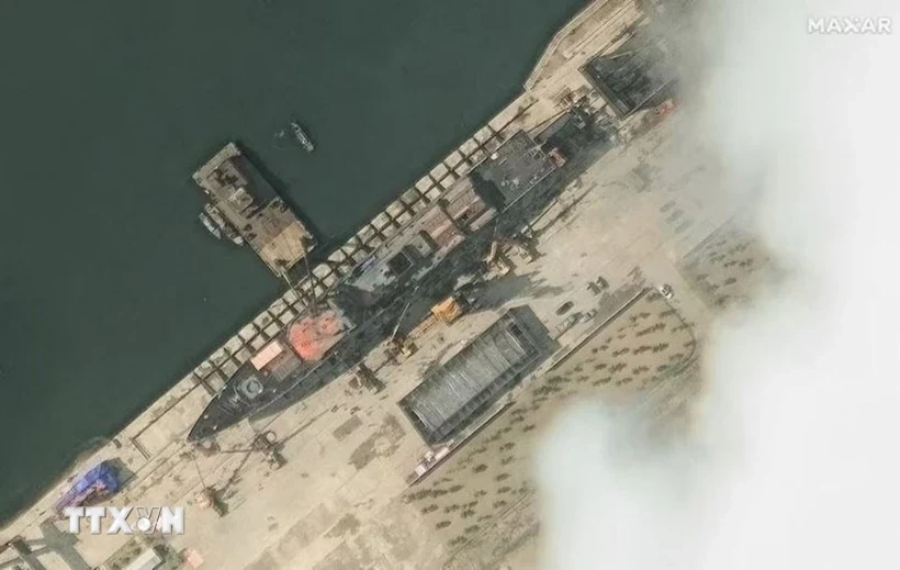 Triều Tiên khôi phục và hạ thủy thành công tàu chiến bị hư hại