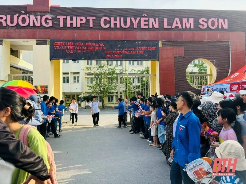 Đề thi các môn chuyên là thử thách với thí sinh