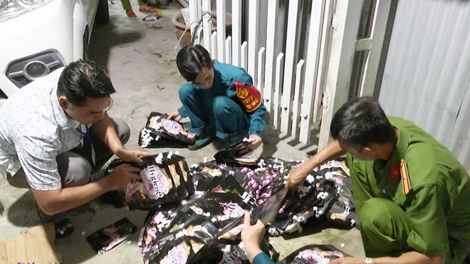 An Giang: Phát hiện cơ sở làm giả nước nắm, nước giặt số lượng lớn