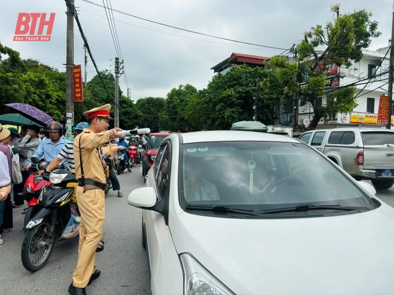 Đề thi môn Ngữ văn: Gợi mở tư duy
