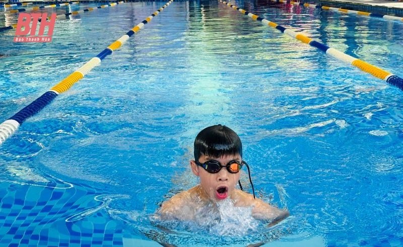 Sôi nổi giải bơi thanh thiếu nhi tỉnh Thanh Hóa