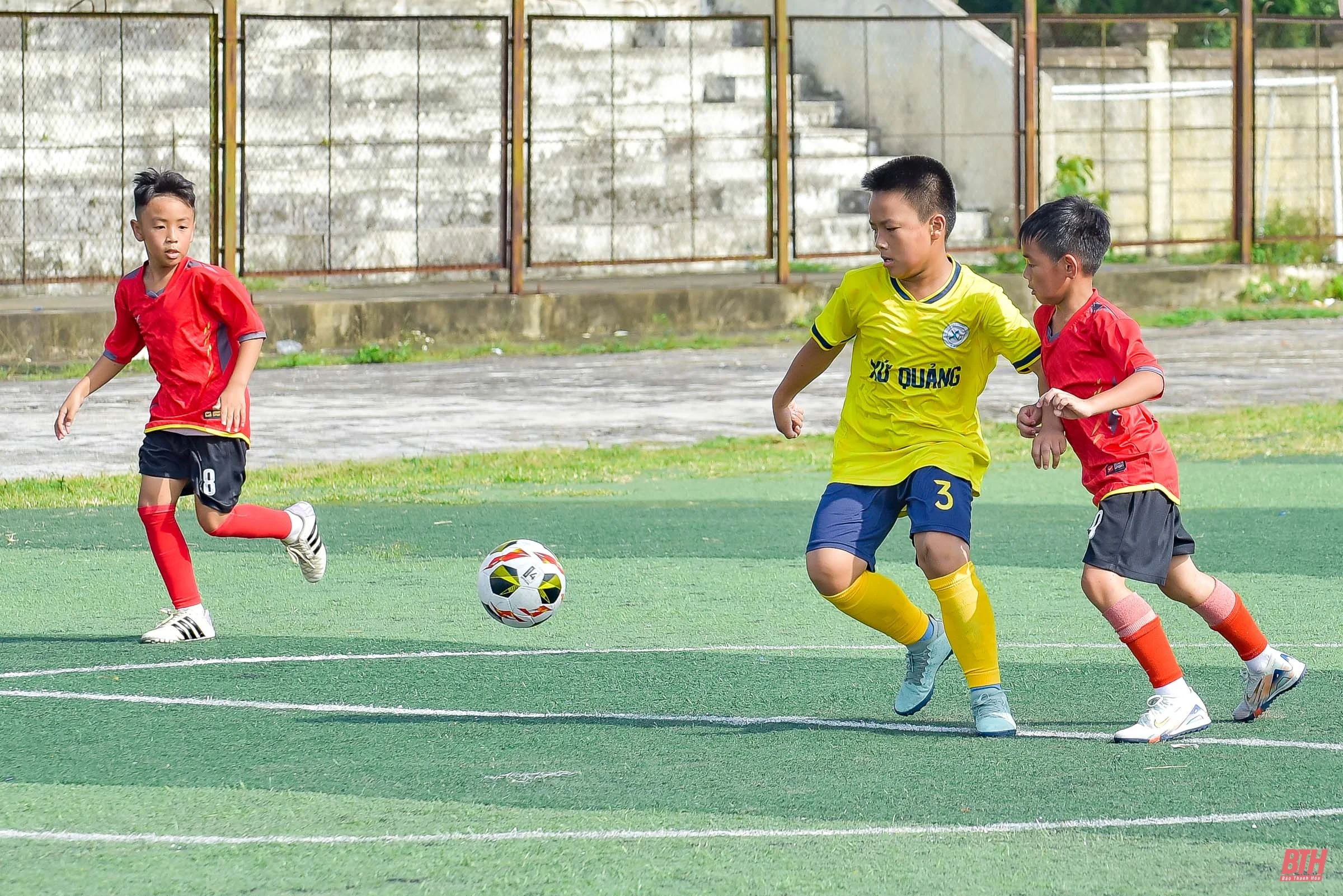 Kịch tính lượt trận sáng 7/6: Đỉnh cao màn so tài Thạch Thành - Nghi Sơn