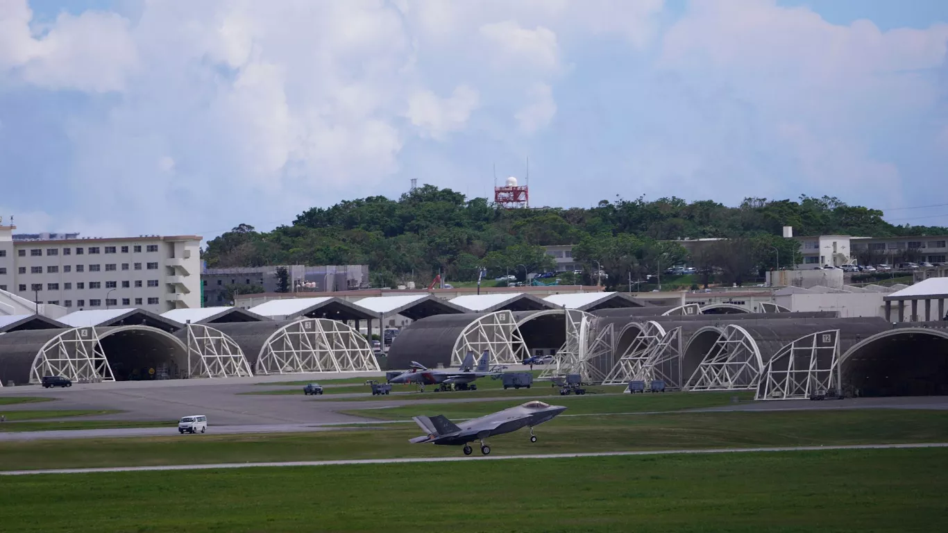 4 binh sĩ Nhật Bản bị thương trong vụ nổ tại căn cứ Mỹ ở Okinawa