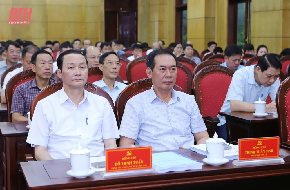 Tập huấn chuyên môn, nghiệp vụ công tác tổ chức xây dựng Đảng, quản lý nhà nước, tổ chức và hoạt động của MTTQ, các đoàn thể chính trị ở cấp xã (mới)