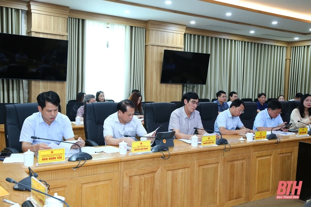 Cho ý kiến về dự kiến nội dung, chương trình Kỳ họp thứ 30, HĐND tỉnh khóa XVIII