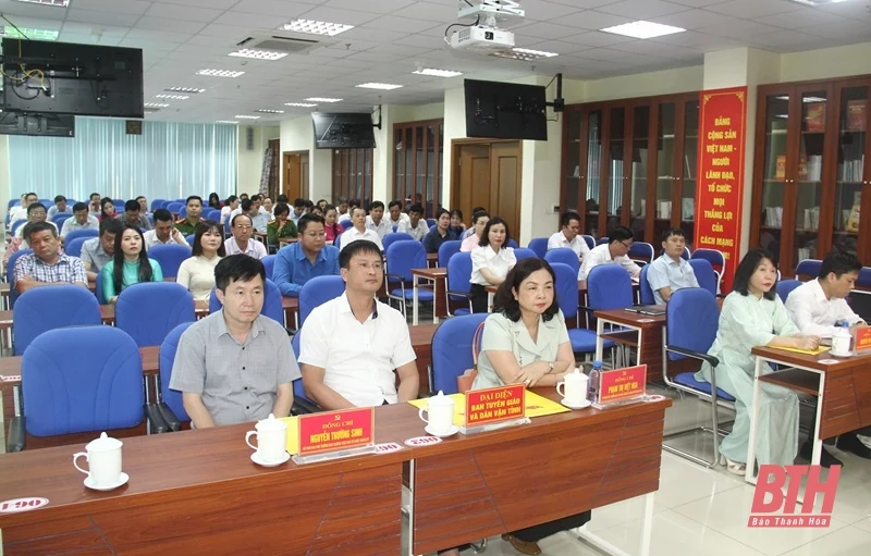 TP Thanh Hóa trao giải Cuộc thi Chính luận bảo vệ nền tảng tư tưởng của Đảng