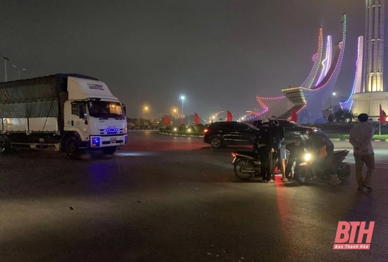 Tiềm ẩn nguy cơ mất an toàn giao thông tại khu vực vòng xuyến BigC TP Thanh Hóa