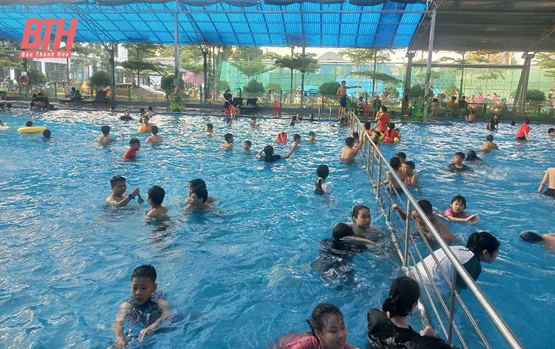 Khi con khủng hoảng tuổi dậy thì