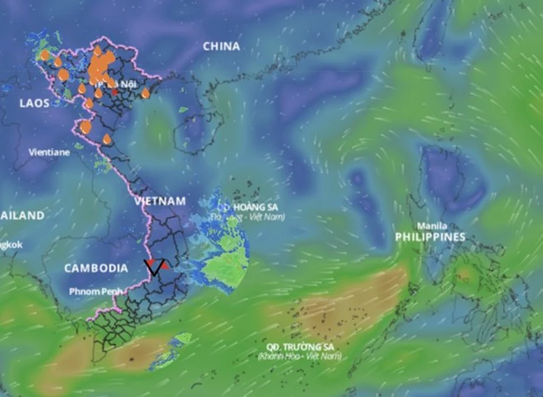 Vùng áp thấp trên Biển Đông có khả năng mạnh lên thành bão