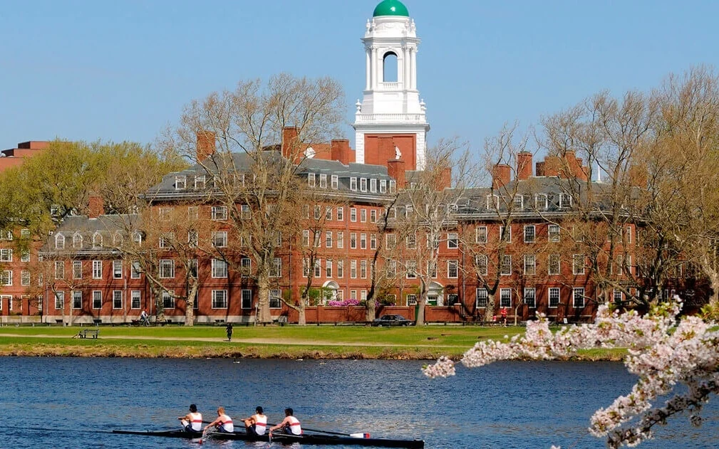 Mỹ khôi phục cấp visa cho sinh viên Harvard