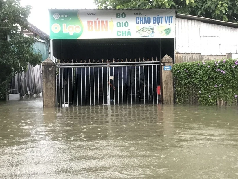 Chuyên gia: Mưa lũ ở khu vực Trung Bộ giữa mùa Hè là hiếm gặp, bất thường