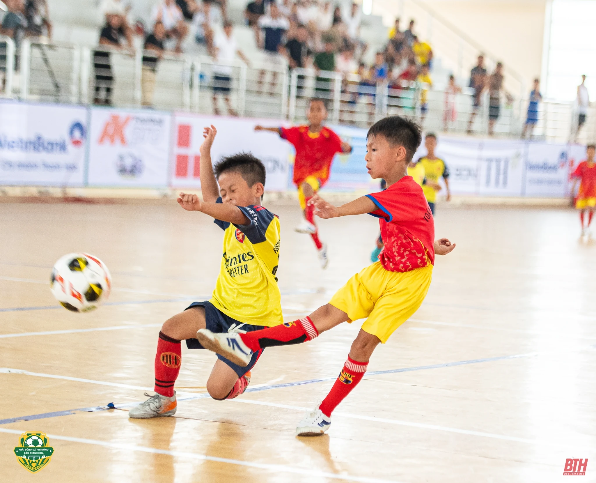 Kịch tính phút chót, lứa tuổi U8 xác định được 8 đội vào tứ kết