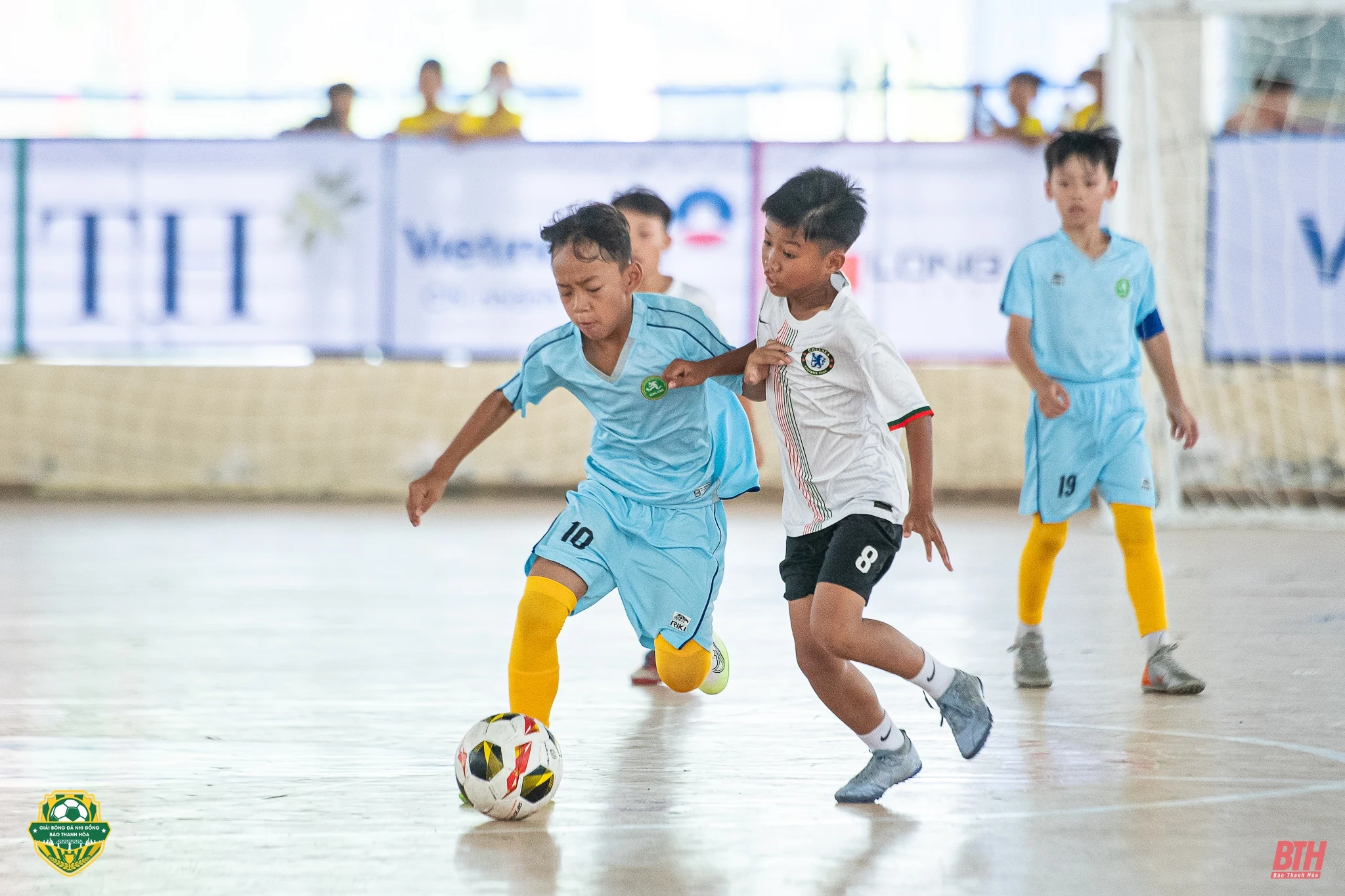 U10 Nông Cống giành vé vào bán kết sau cuộc rượt đuổi cảm xúc với U10 Thạch Thành