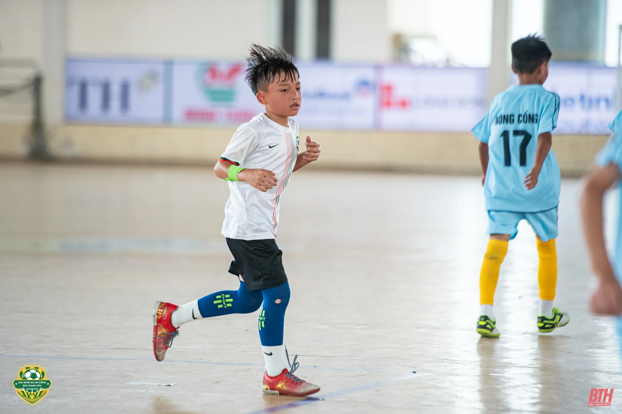 U10 Nông Cống giành vé vào bán kết sau cuộc rượt đuổi cảm xúc với U10 Thạch Thành