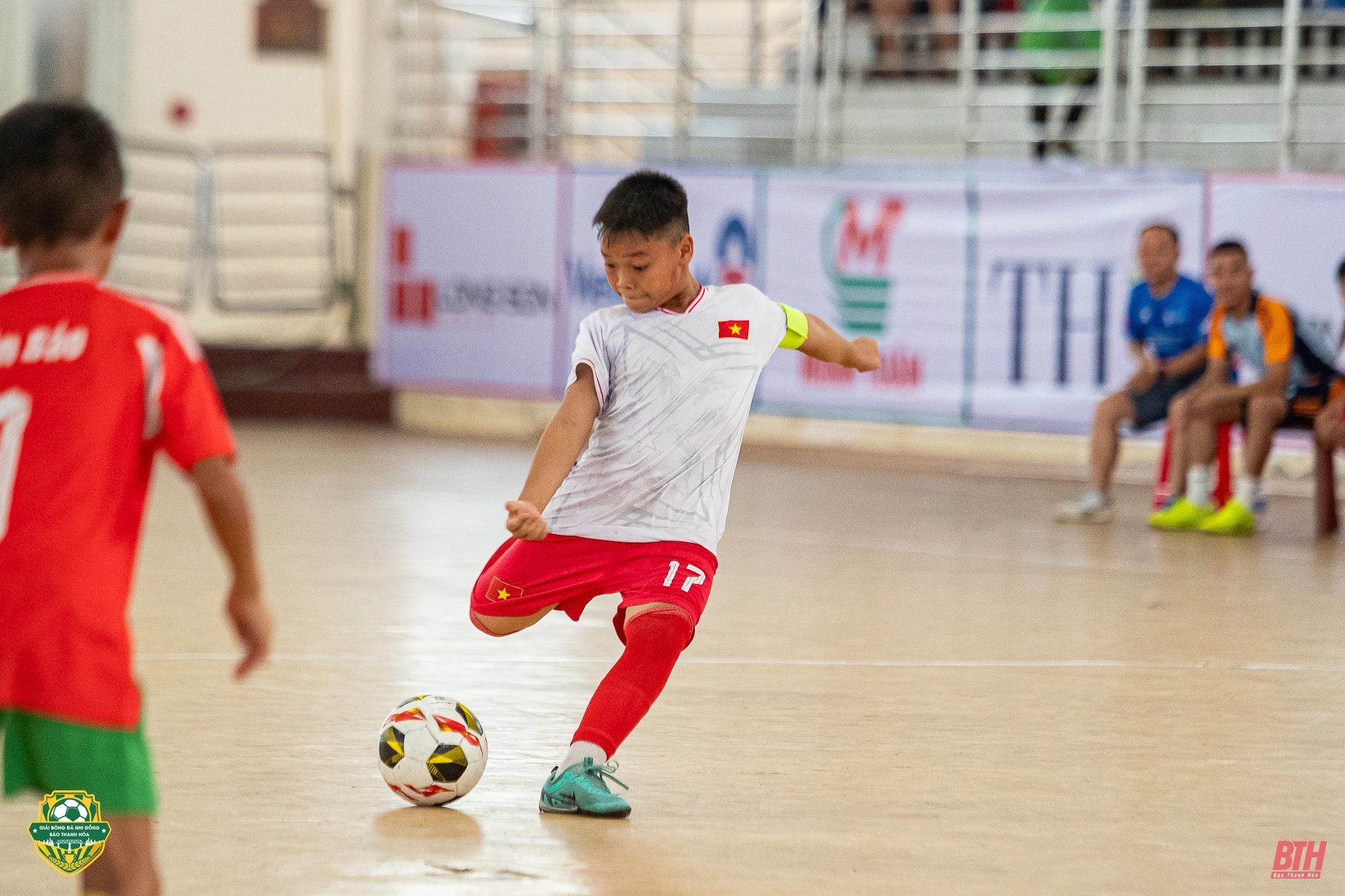 Thắng thuyết phục TP Thanh Hoá, U10 Thường Xuân giành vé vào bán kết