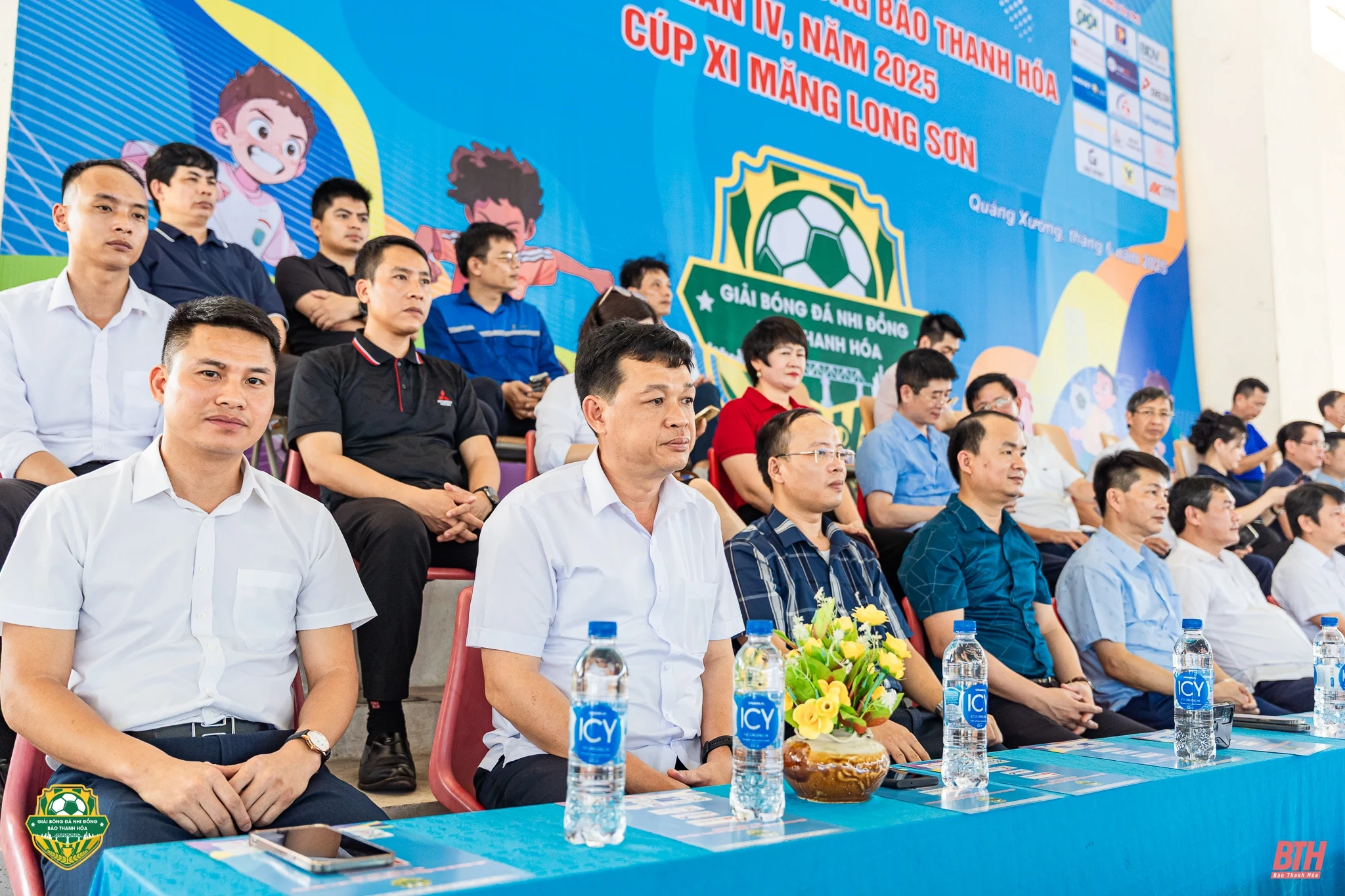 Vinamilk tiếp năng lượng, đồng hành cùng những bước chạy tuổi thơ tại giải Bóng đá Nhi đồng Báo Thanh Hóa năm 2025