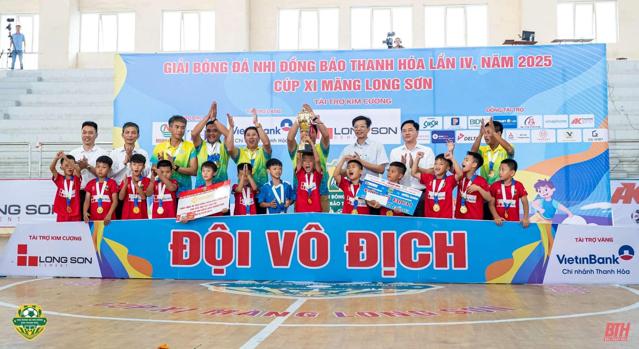 U8 Thiệu Hóa và U10 Nghi Sơn đăng quang giải Bóng đá Nhi đồng Báo Thanh Hóa lần thứ IV năm 2025 - Cúp Xi măng Long Sơn