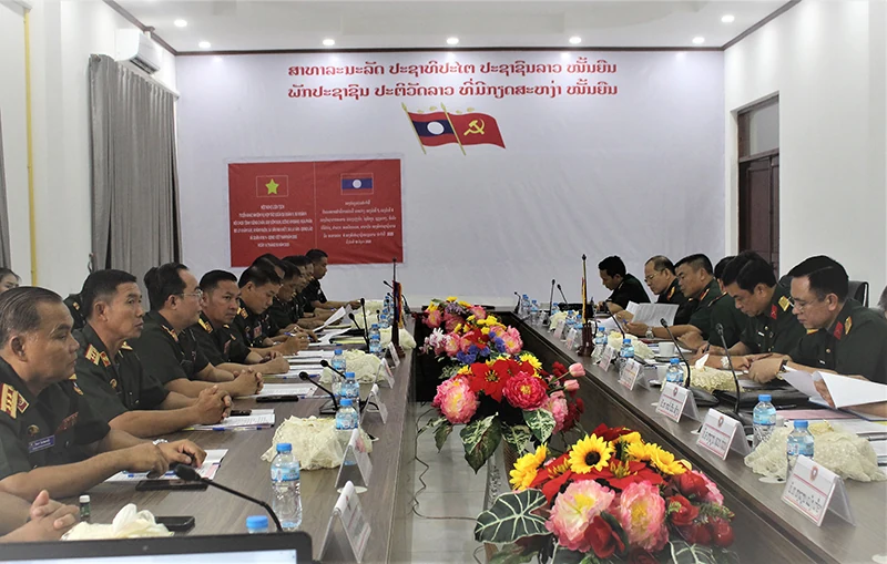 Quân khu 4 tăng cường hợp tác với các đơn vị Quân đội Lào