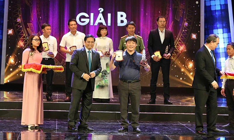 Vinh quang nghề báo (Bài 3): Nhà báo trẻ - sung sức và sáng tạo