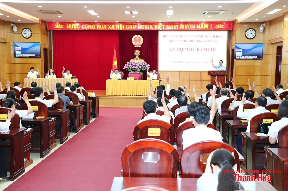 Kỳ họp thứ 30, HĐND tỉnh khóa XVIII thông qua 16 nghị quyết