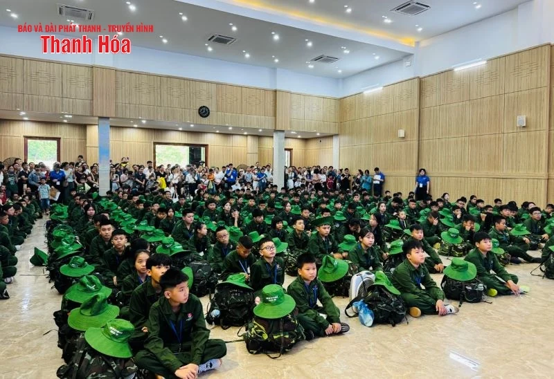 Hơn 200 chiến sỹ nhí tham gia chương trình “Học kỳ trong quân đội năm 2025”
