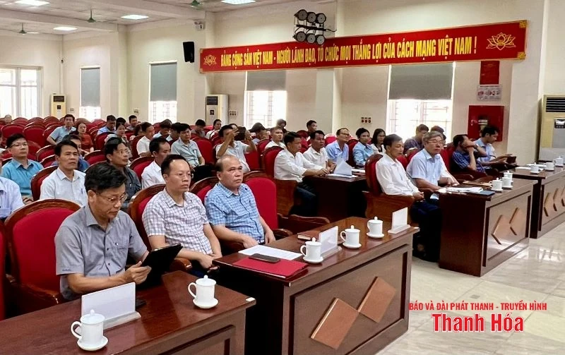 Bàn giao các trường Trung cấp nghề, Trung tâm GDNN - GDTX cấp huyện về Sở GD&ĐT