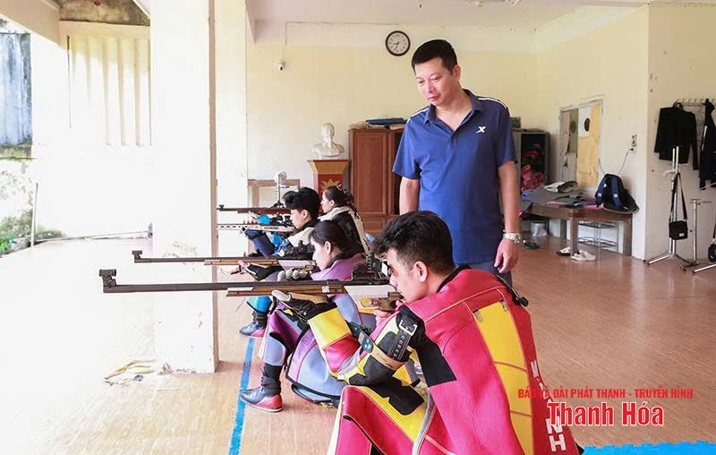 Đội tuyển bắn súng vượt khó tìm vàng