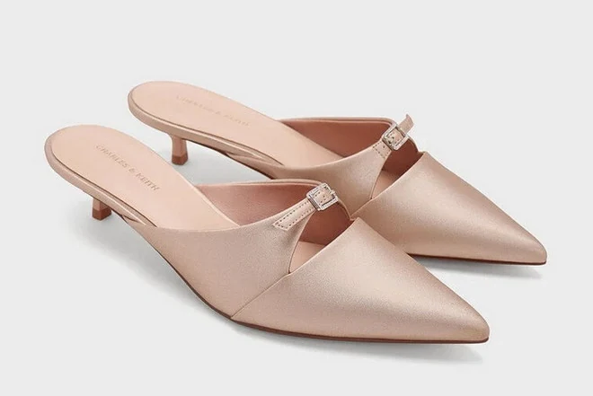 Xu hướng giày mùa Thu 2025: Sự trở lại của cổ điển và đột phá của hiện đại