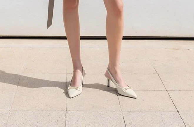 Xu hướng giày mùa Thu 2025: Sự trở lại của cổ điển và đột phá của hiện đại