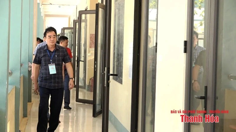 Kỳ thi Tốt nghiệp THPT năm 2025: Thí sinh huyện xa xôi nhất của tỉnh hoàn thành ngày thi đầu tiên 