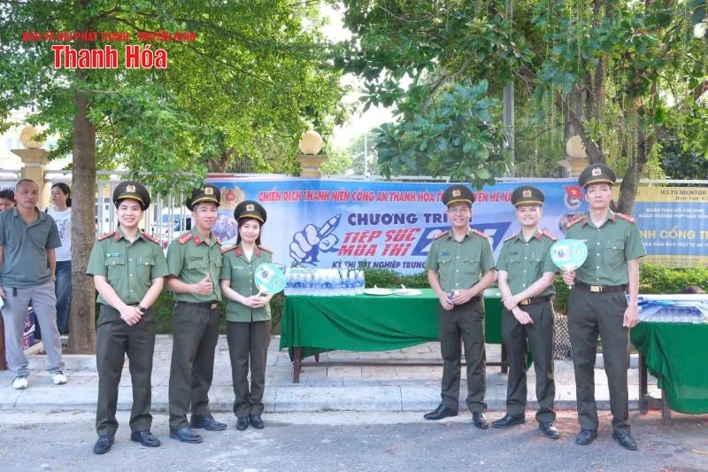 Đoàn Thanh niên Công an tỉnh ra quân “Tiếp sức mùa thi”