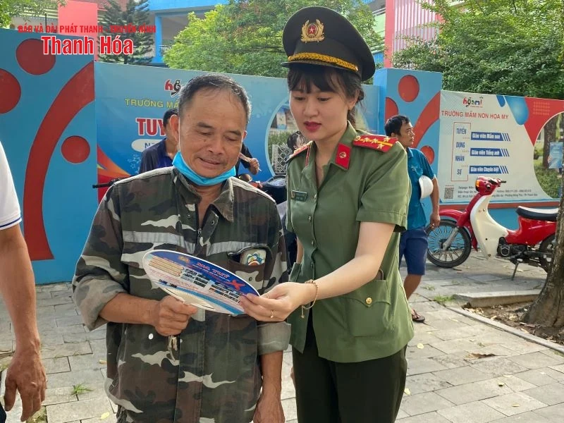 Đoàn Thanh niên Công an tỉnh ra quân “Tiếp sức mùa thi”